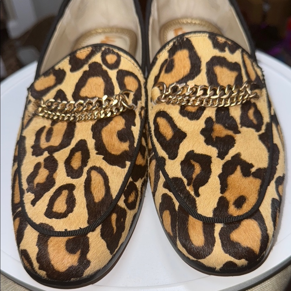 Sam Edelman Leopard Calf Hair Flats Classic Loafer Design with Gold Chain
